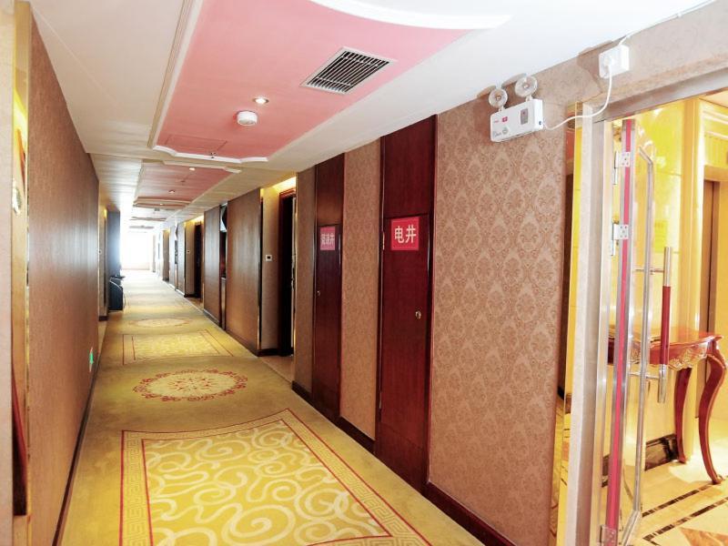 Vienna Hotel Shenzhen Longhua Qinghu Road Εξωτερικό φωτογραφία
