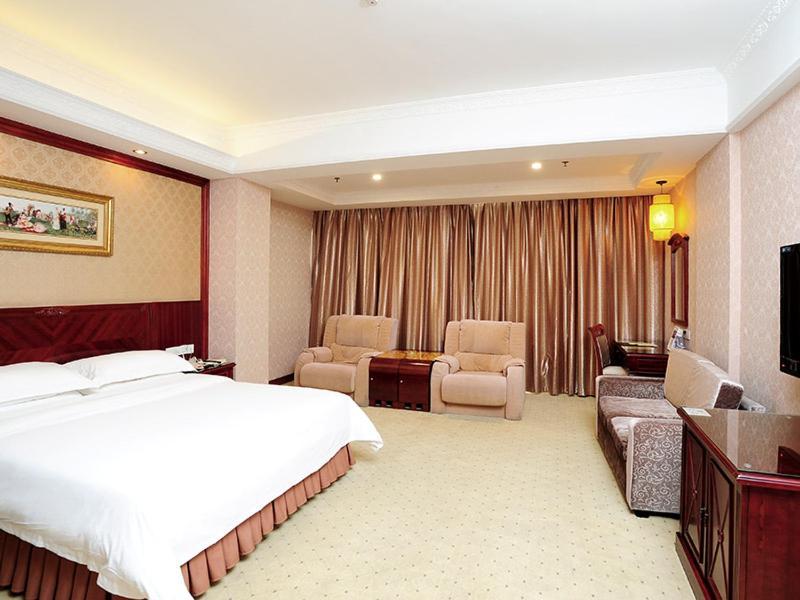Vienna Hotel Shenzhen Longhua Qinghu Road Εξωτερικό φωτογραφία