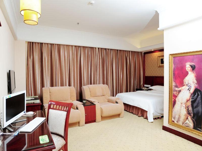 Vienna Hotel Shenzhen Longhua Qinghu Road Εξωτερικό φωτογραφία